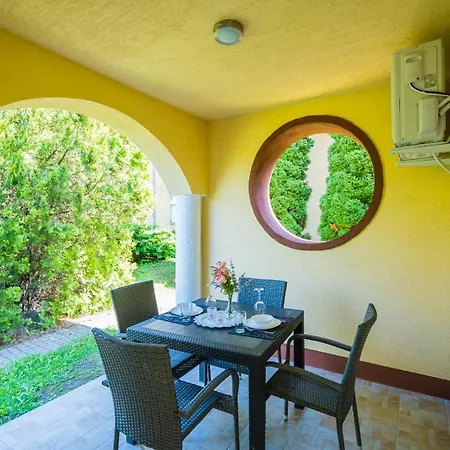 Relax Apartman Apartment